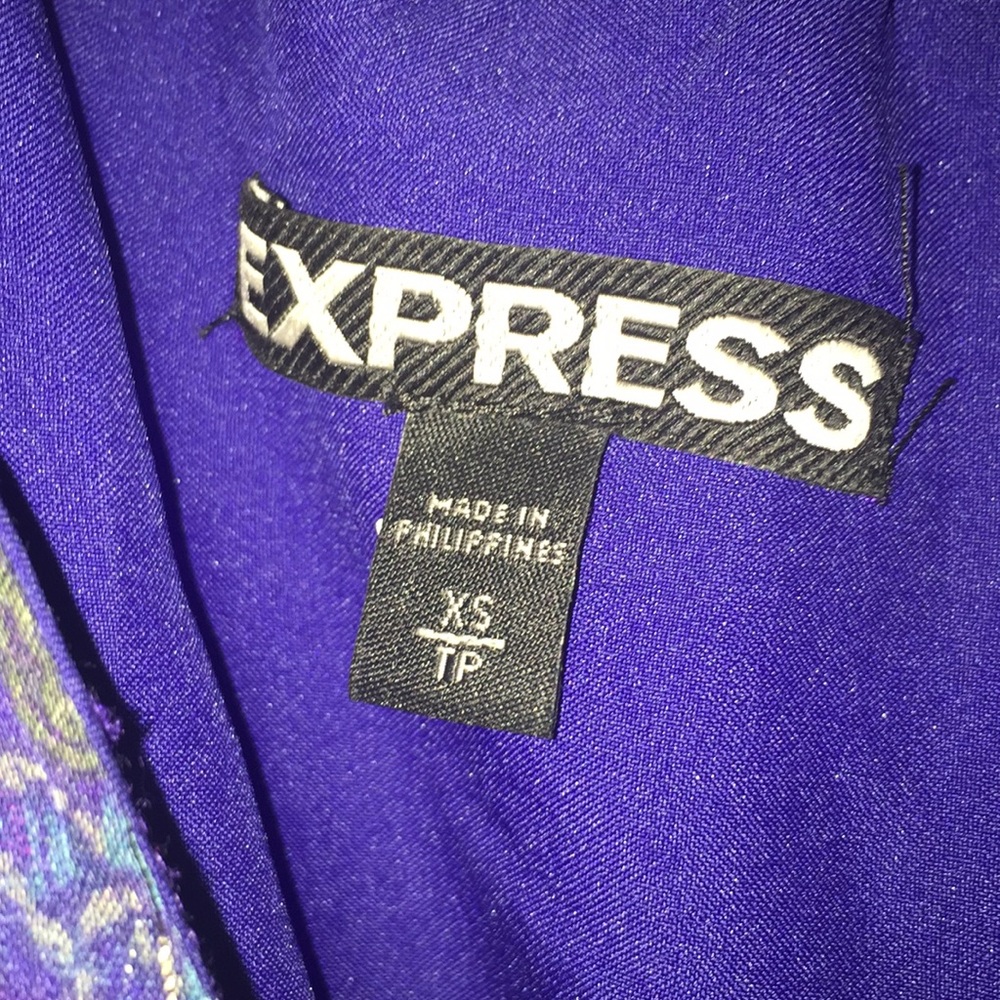 Express Dress - Picture 7 of 8